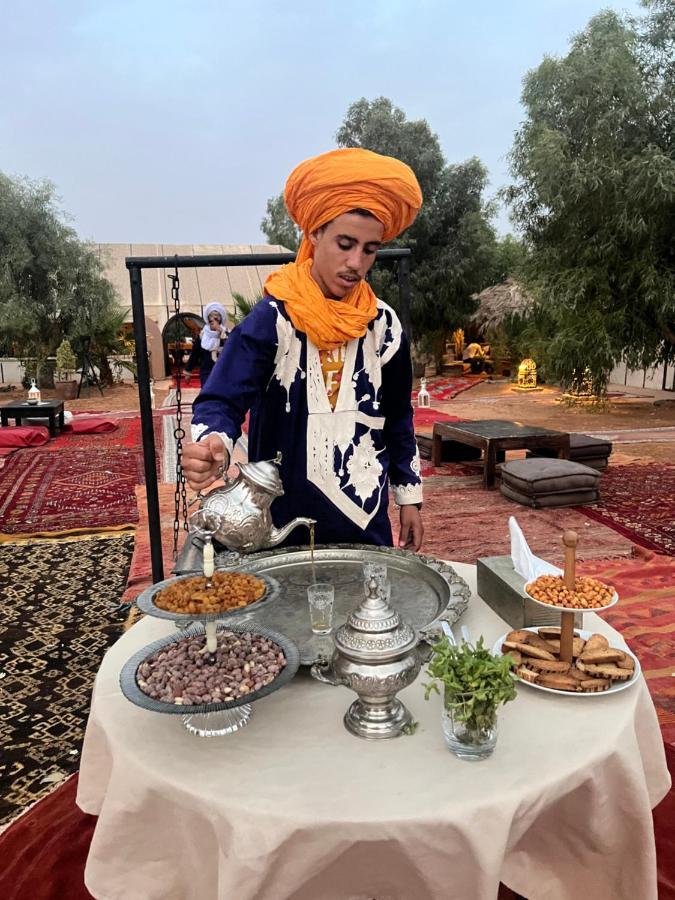 Luxury Traditional Tent Camp Merzouga Bagian luar foto