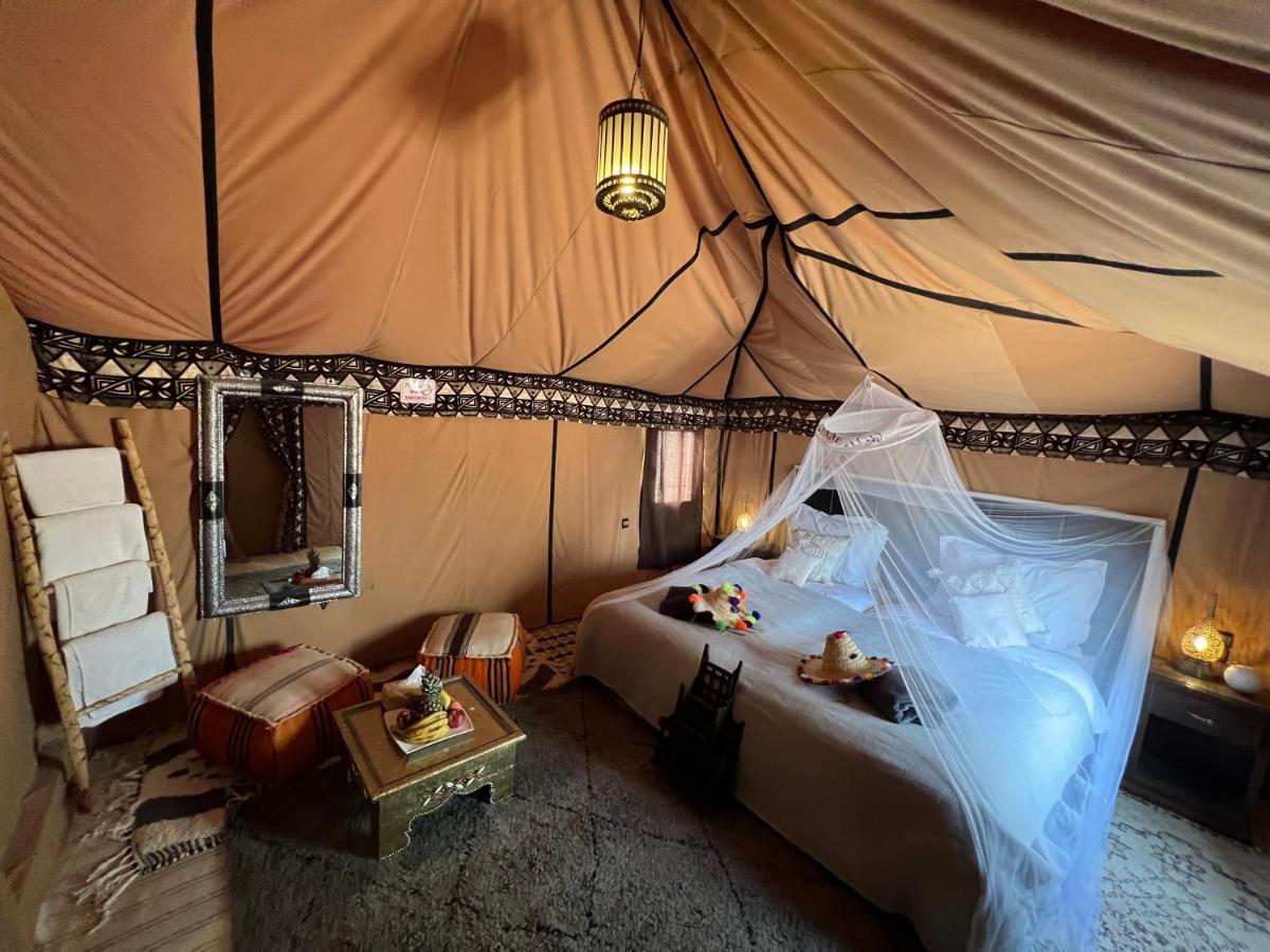 Luxury Traditional Tent Camp Merzouga Bagian luar foto