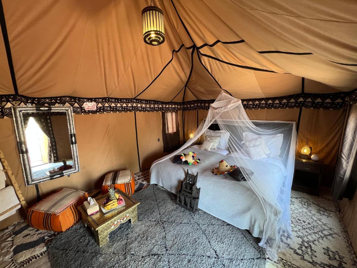 Luxury Traditional Tent Camp Merzouga Bagian luar foto