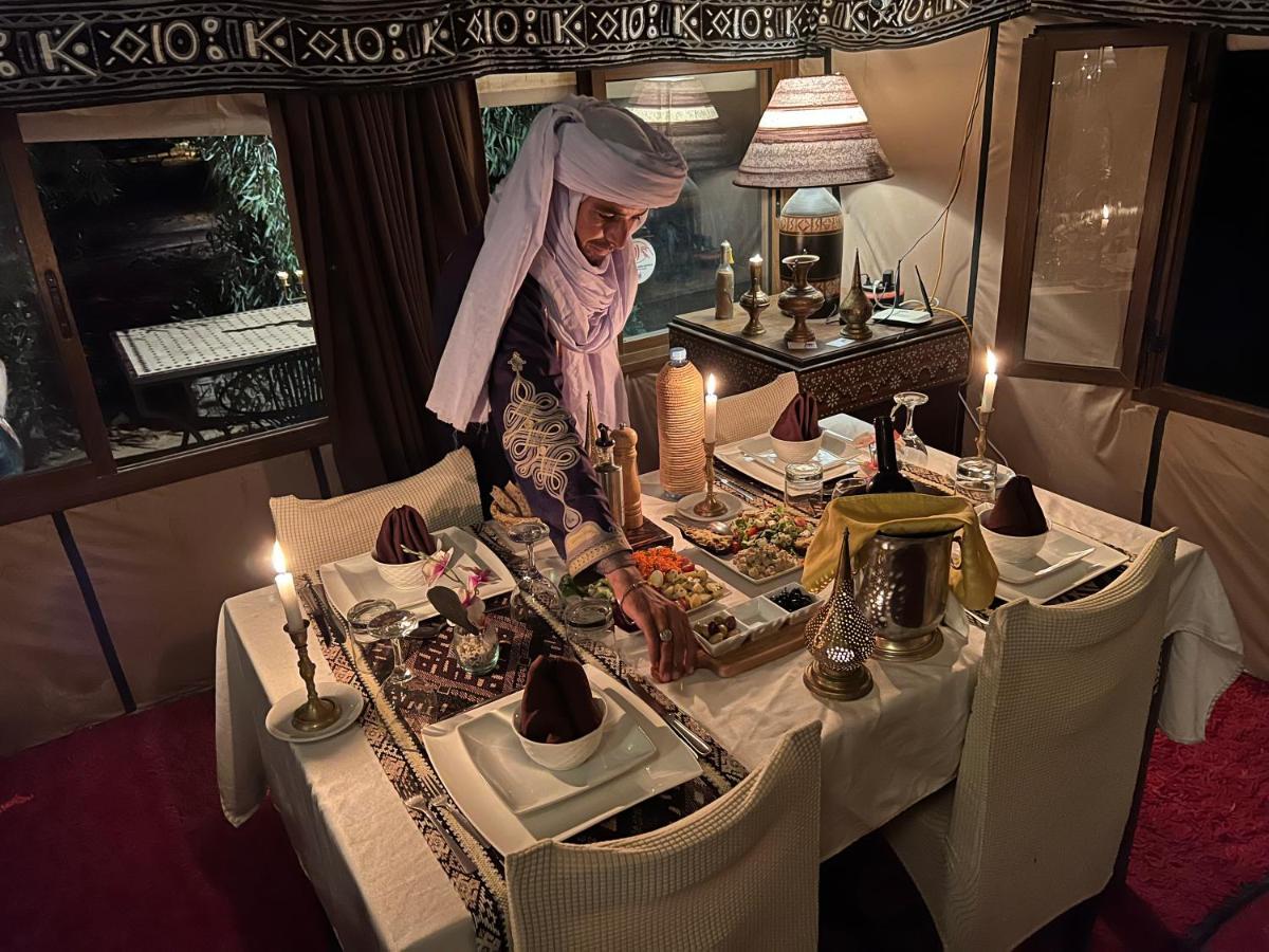 Luxury Traditional Tent Camp Merzouga Bagian luar foto
